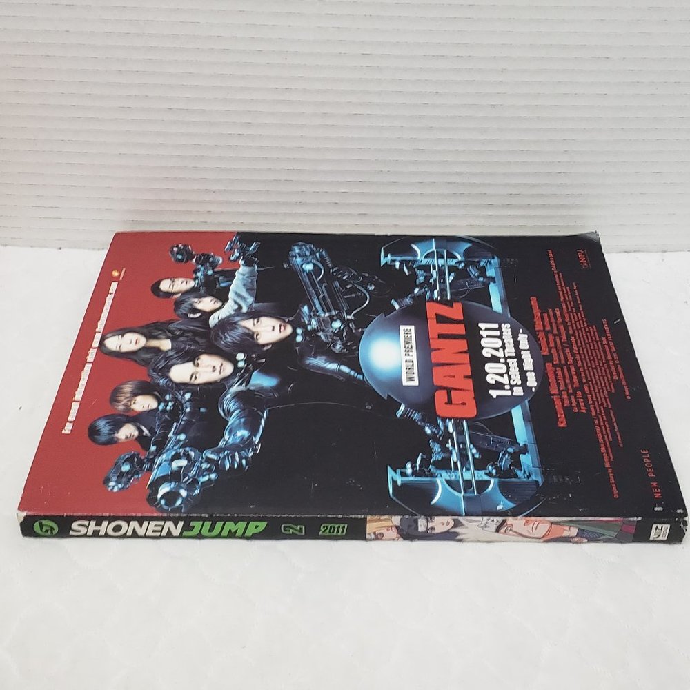 Shonen Jump Magazine Feb 2011 - Picture 3 of 5